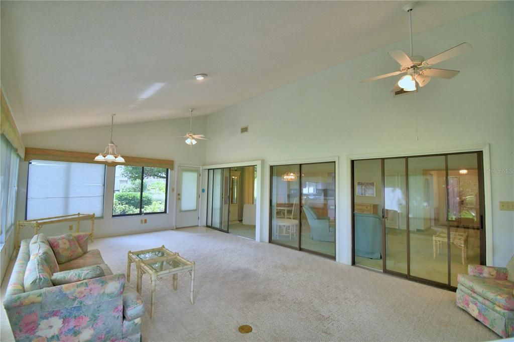 For Sale: $259,000 (2 beds, 3 baths, 2272 Square Feet)