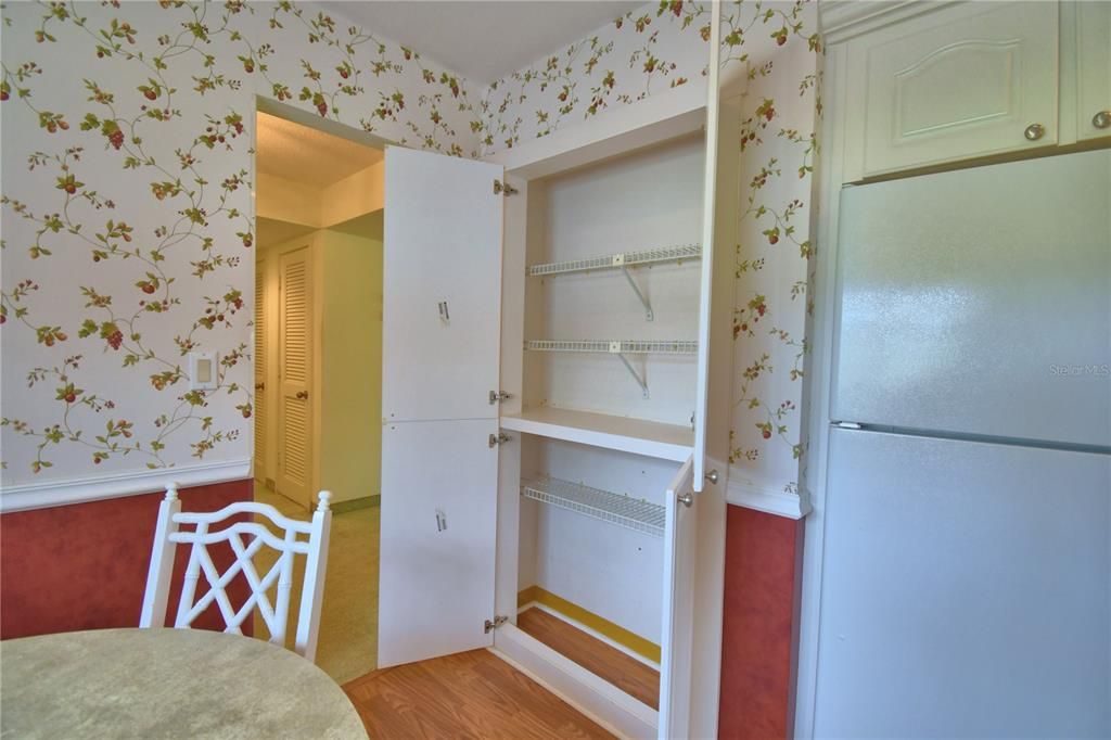 For Sale: $259,000 (2 beds, 3 baths, 2272 Square Feet)