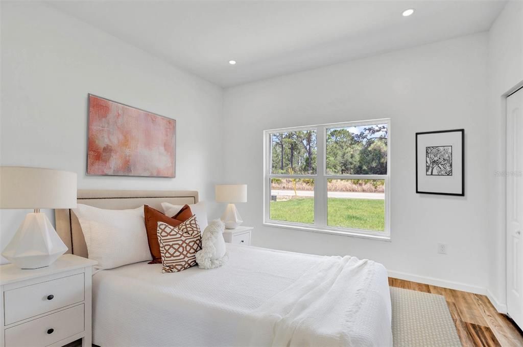 En Venta: $429,000 (4 camas, 2 baños, 1938 Pies cuadrados)