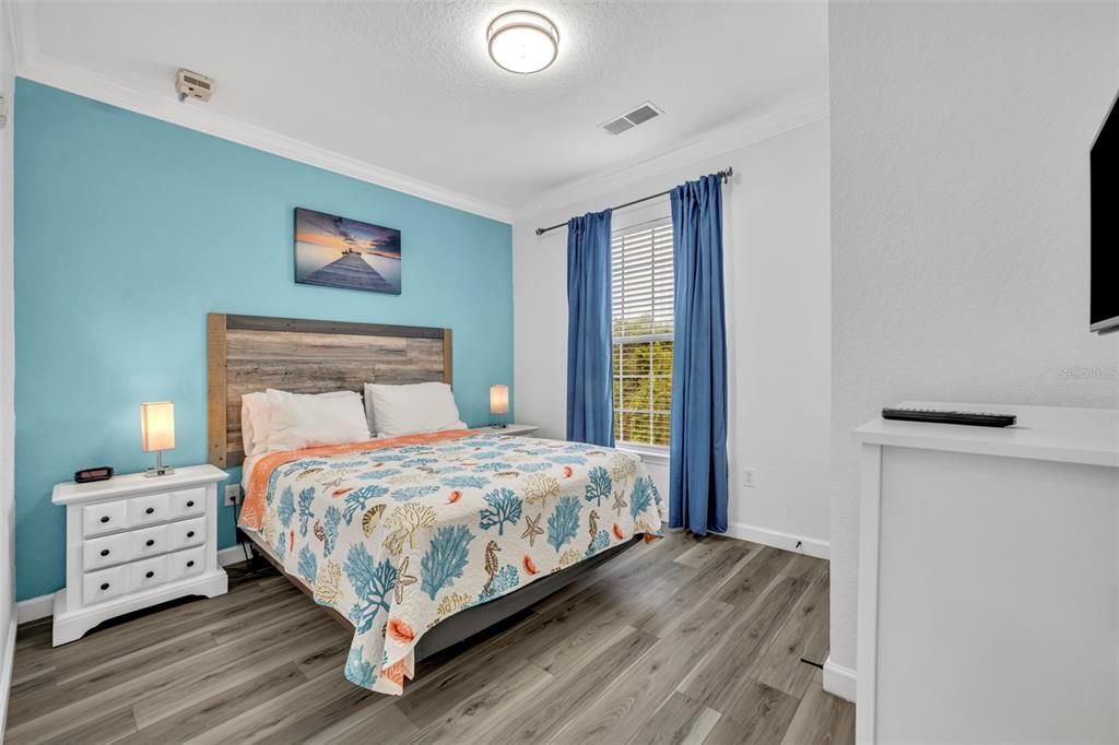 待售: $255,000 (3 贝兹, 2 浴室, 1244 平方英尺)