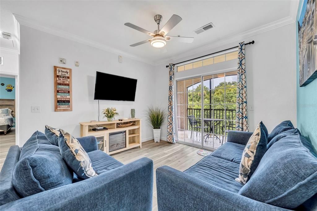 待售: $255,000 (3 贝兹, 2 浴室, 1244 平方英尺)