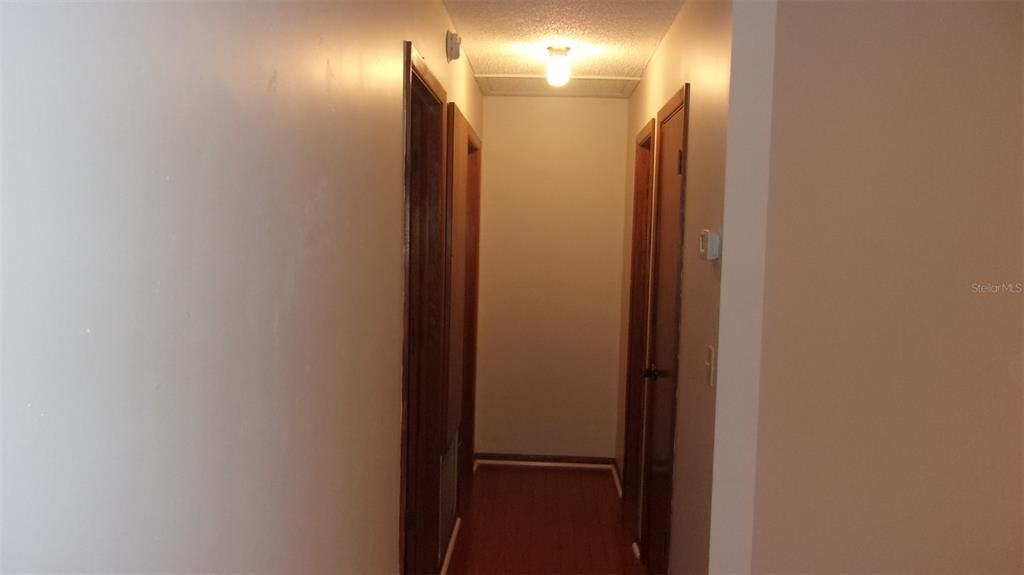 Active With Contract: $144,777 (2 beds, 2 baths, 1144 Square Feet)