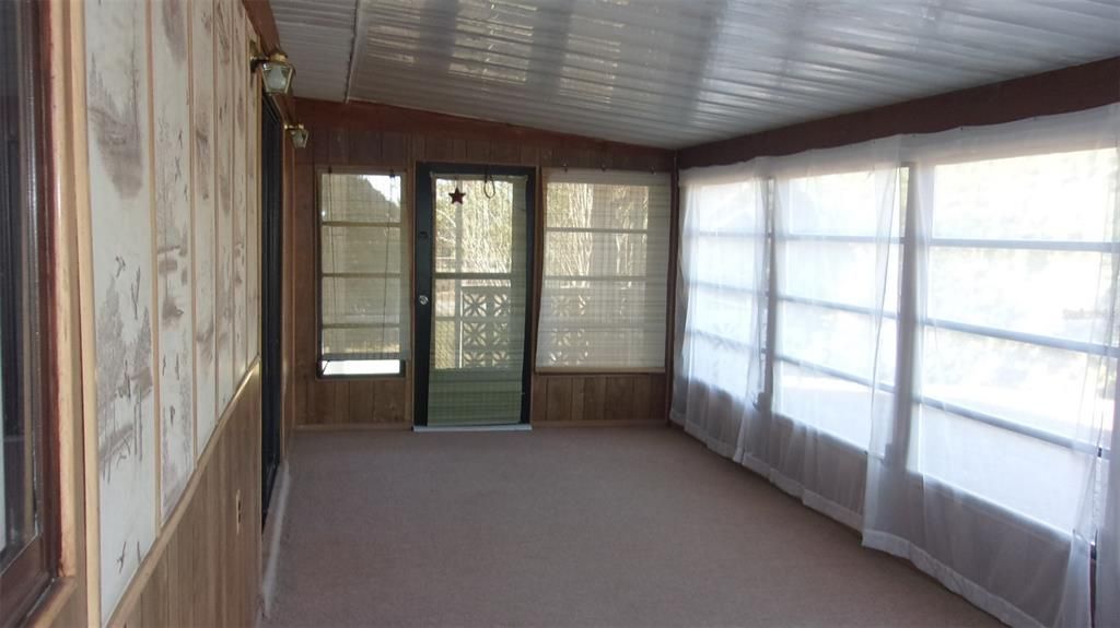 Active With Contract: $144,777 (2 beds, 2 baths, 1144 Square Feet)