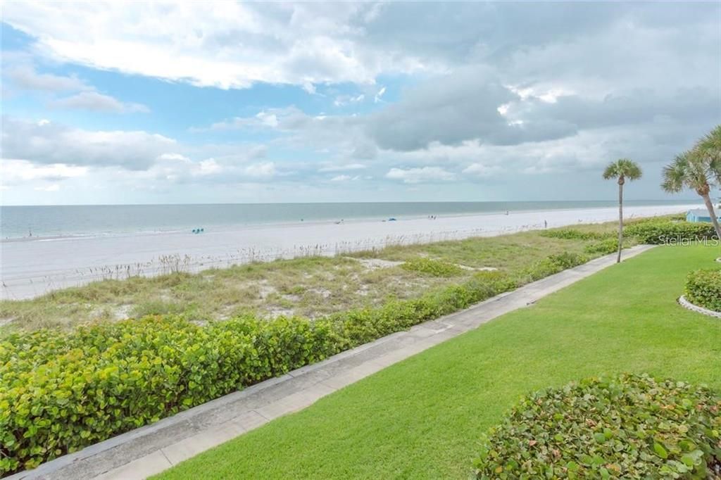 出租: $6,500 (2 贝兹, 2 浴室, 1388 平方英尺)