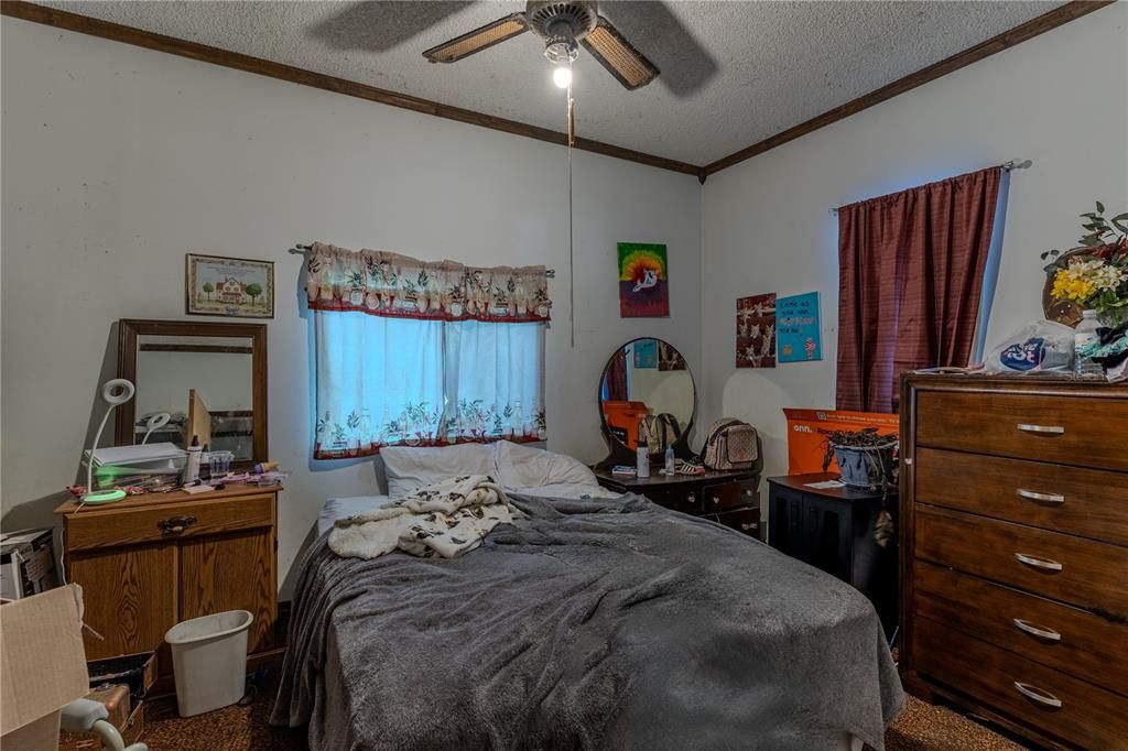 En Venta: $99,000 (3 camas, 1 baños, 1404 Pies cuadrados)