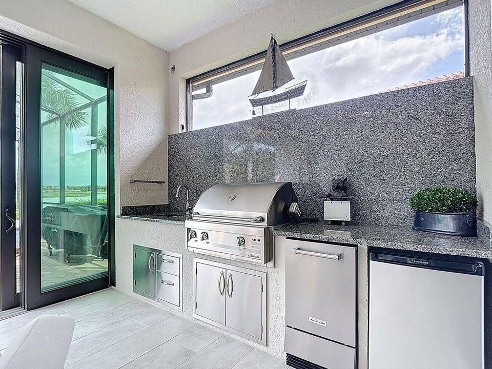 For Sale: $1,098,000 (4 beds, 2 baths, 2254 Square Feet)