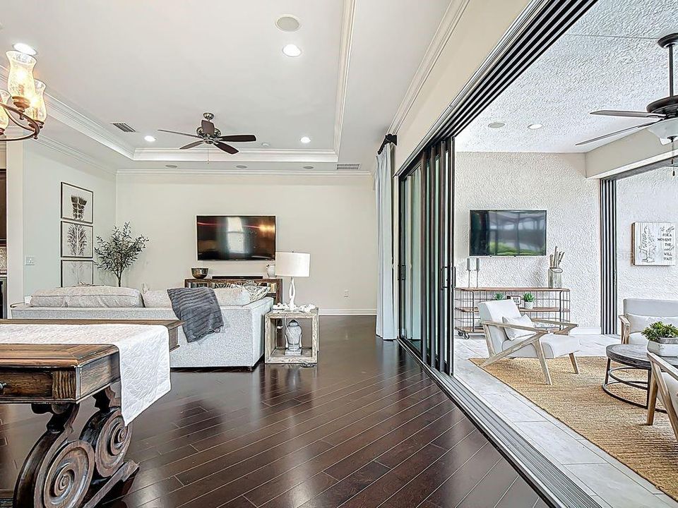 For Sale: $1,098,000 (4 beds, 2 baths, 2254 Square Feet)