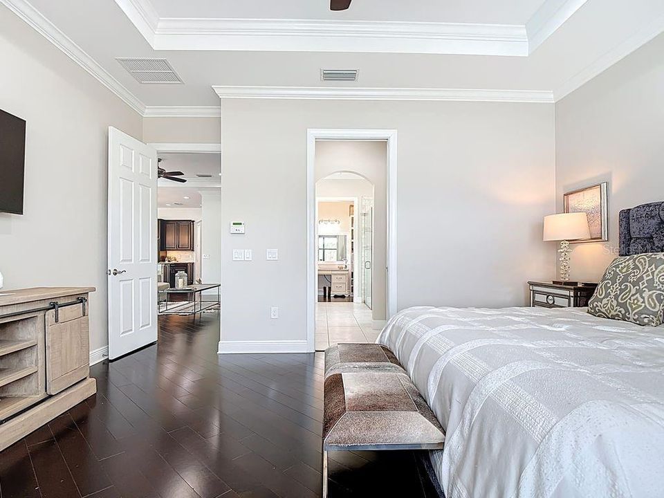 For Sale: $1,098,000 (4 beds, 2 baths, 2254 Square Feet)