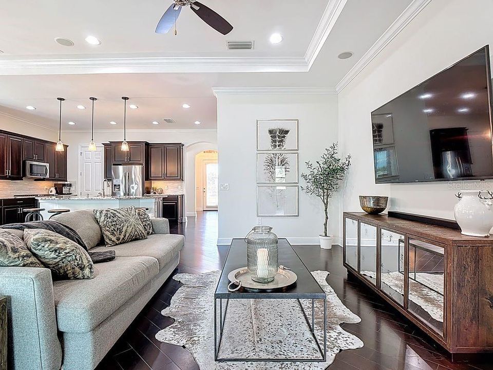 For Sale: $1,098,000 (4 beds, 2 baths, 2254 Square Feet)