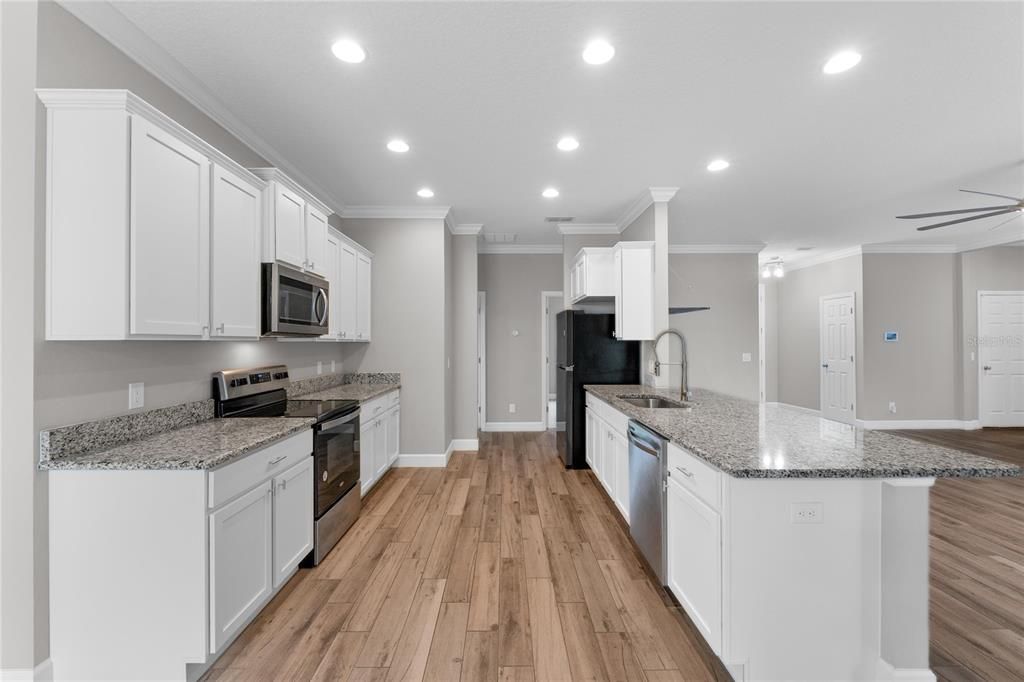 En Venta: $394,900 (3 camas, 2 baños, 1836 Pies cuadrados)