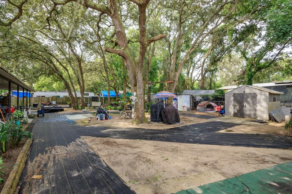 For Sale: $165,000 (3 beds, 2 baths, 924 Square Feet)