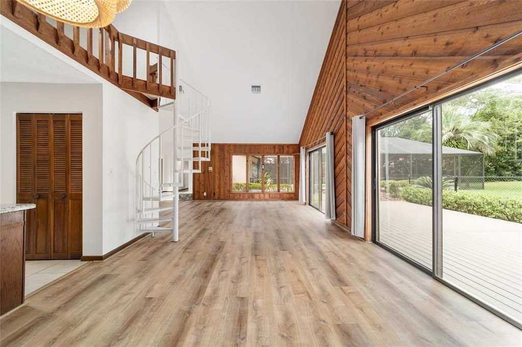 Active With Contract: $549,999 (4 beds, 2 baths, 3296 Square Feet)