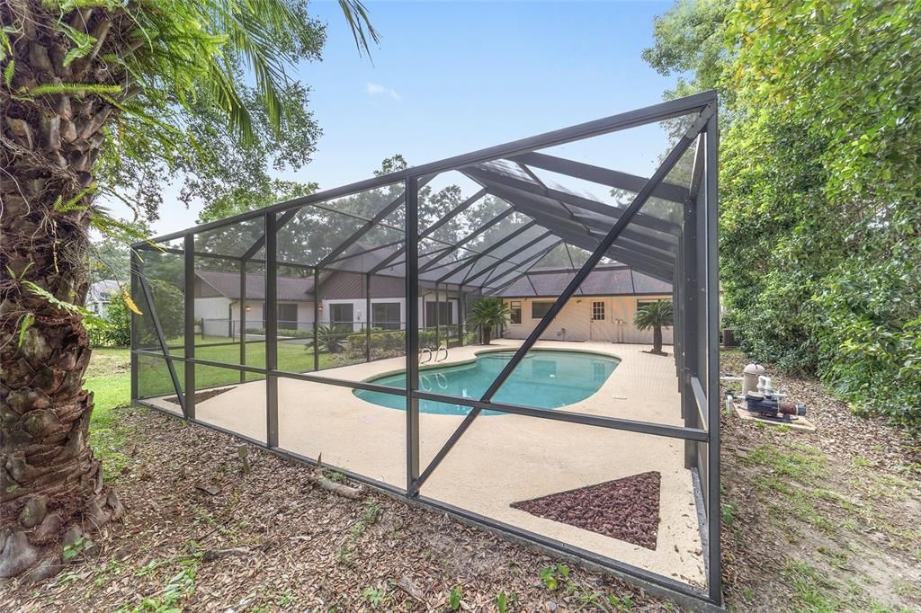 Active With Contract: $549,999 (4 beds, 2 baths, 3296 Square Feet)