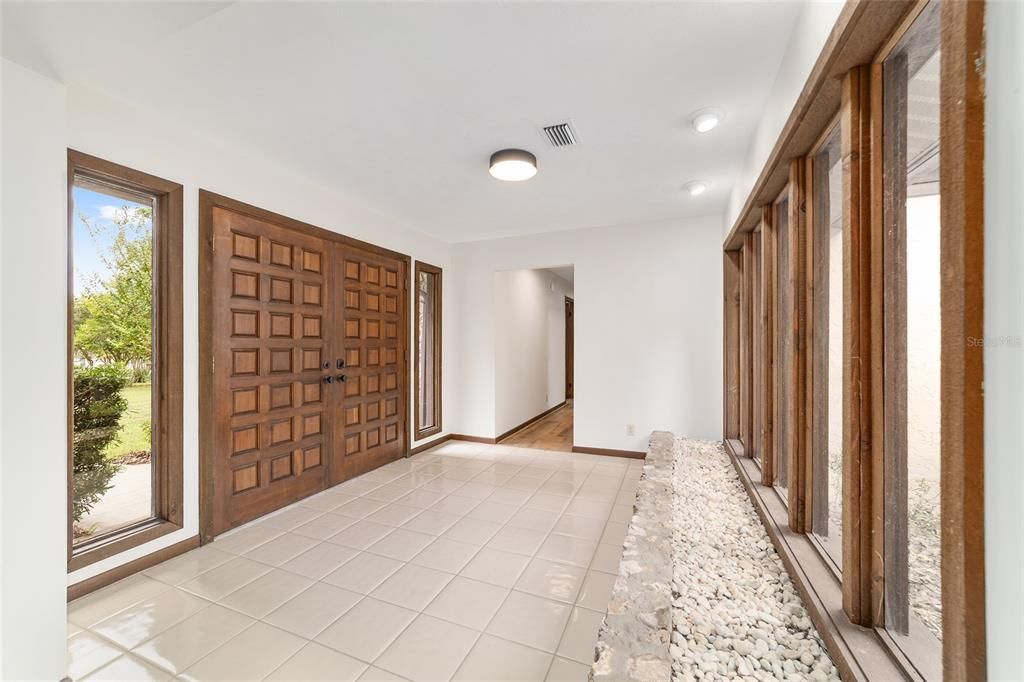 Active With Contract: $549,999 (4 beds, 2 baths, 3296 Square Feet)