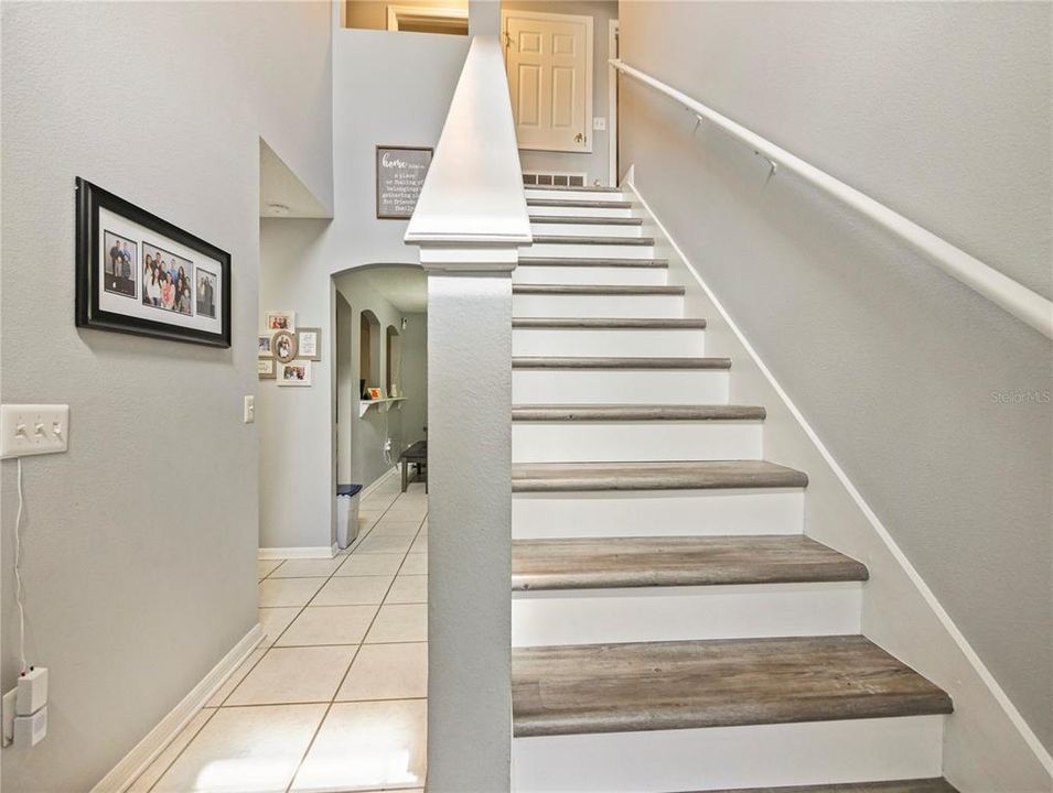 For Sale: $379,900 (4 beds, 2 baths, 2142 Square Feet)