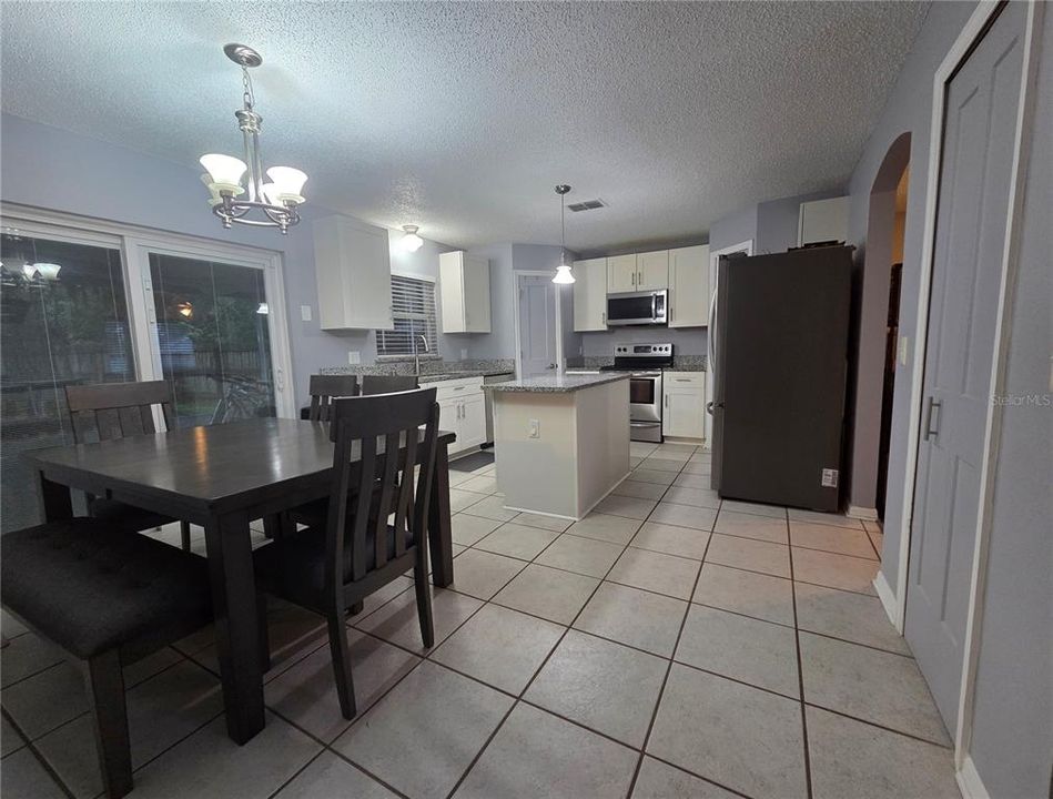 For Sale: $379,900 (4 beds, 2 baths, 2142 Square Feet)