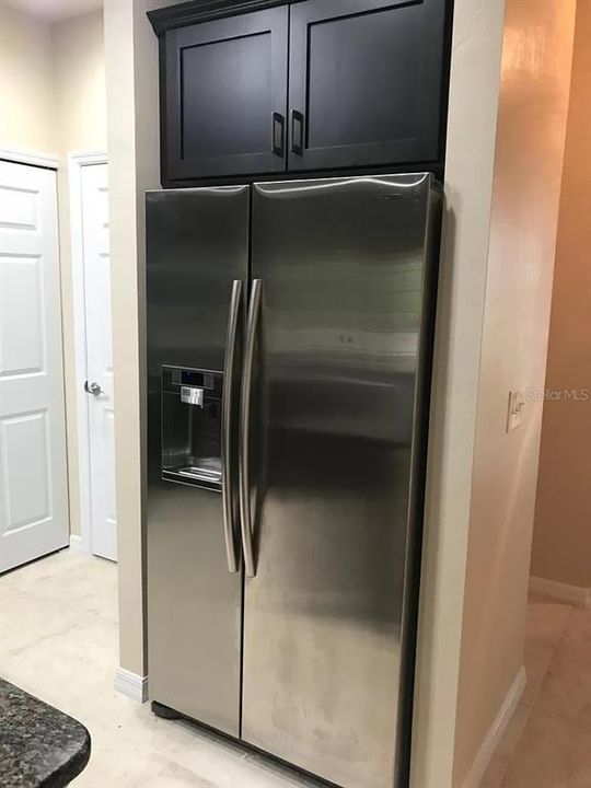 待售: $255,000 (2 贝兹, 2 浴室, 1177 平方英尺)