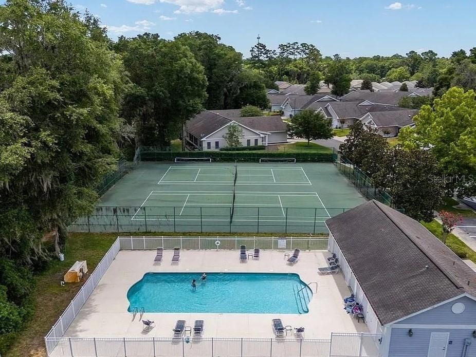 待售: $255,000 (2 贝兹, 2 浴室, 1177 平方英尺)