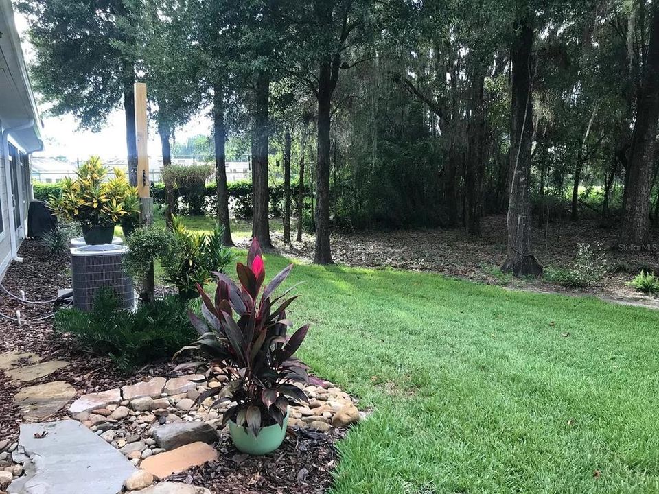 待售: $255,000 (2 贝兹, 2 浴室, 1177 平方英尺)