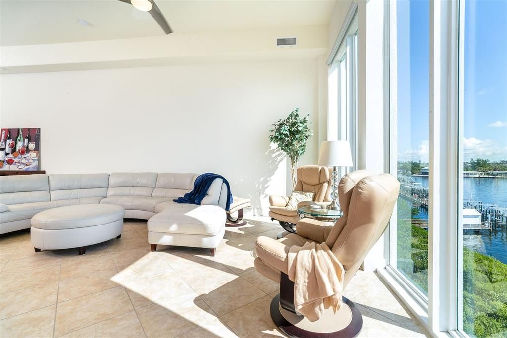 На продажу: $775,000 (3 спален, 2 ванн, 1760 Квадратных фут)