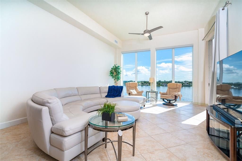 На продажу: $775,000 (3 спален, 2 ванн, 1760 Квадратных фут)