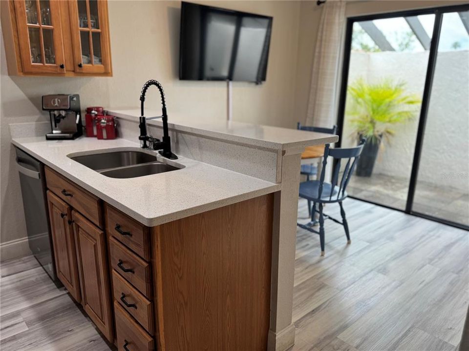 For Sale: $310,000 (2 beds, 2 baths, 1457 Square Feet)