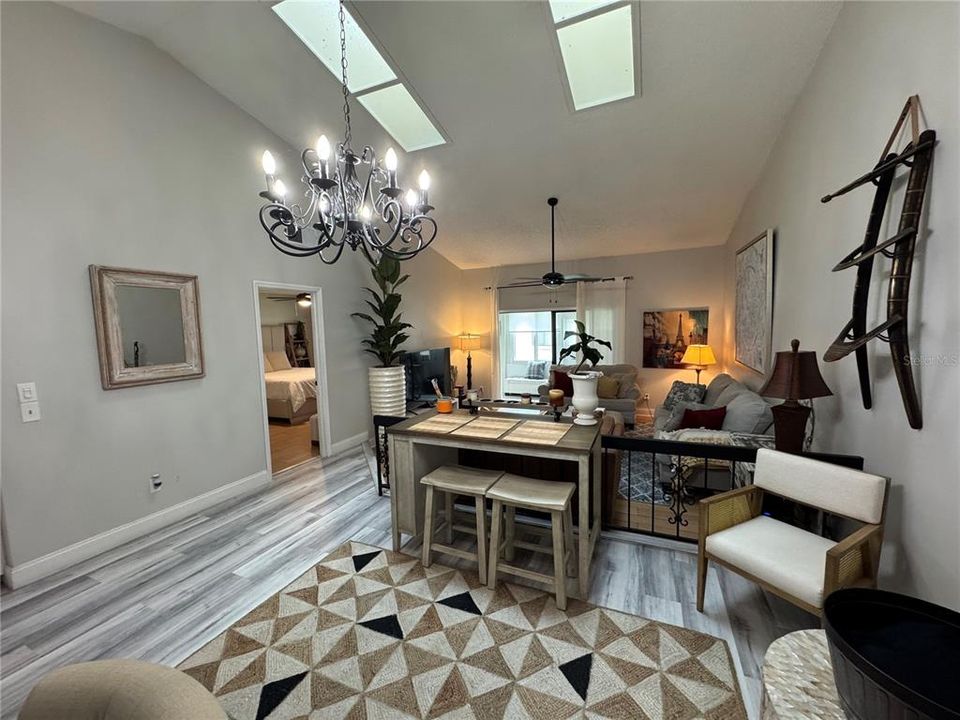 For Sale: $310,000 (2 beds, 2 baths, 1457 Square Feet)