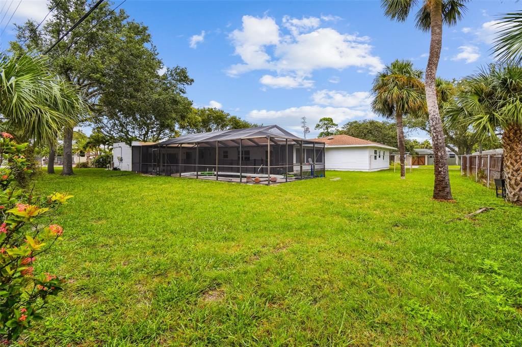 合同活跃: $700,000 (3 贝兹, 2 浴室, 1865 平方英尺)