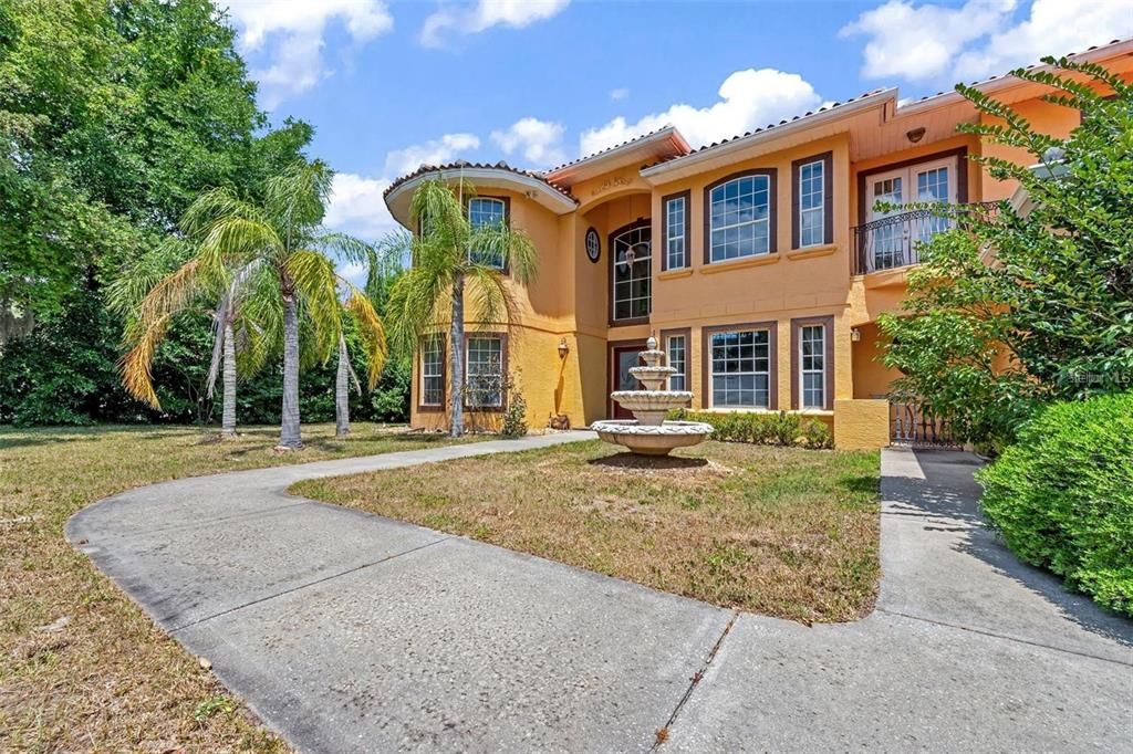 For Sale: $3,200,000 (5 beds, 3 baths, 4500 Square Feet)