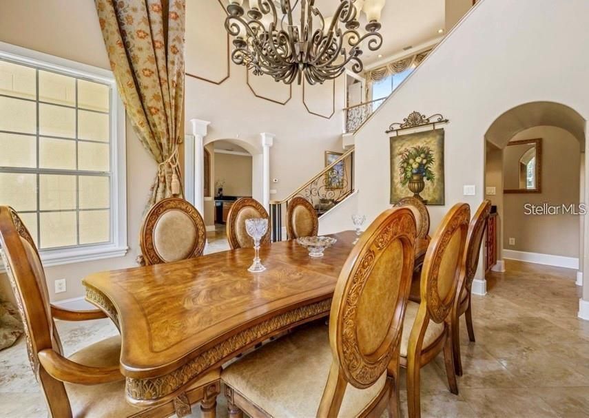 For Sale: $3,200,000 (5 beds, 3 baths, 4500 Square Feet)