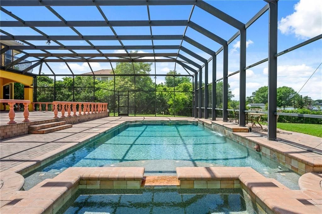 For Sale: $3,200,000 (5 beds, 3 baths, 4500 Square Feet)