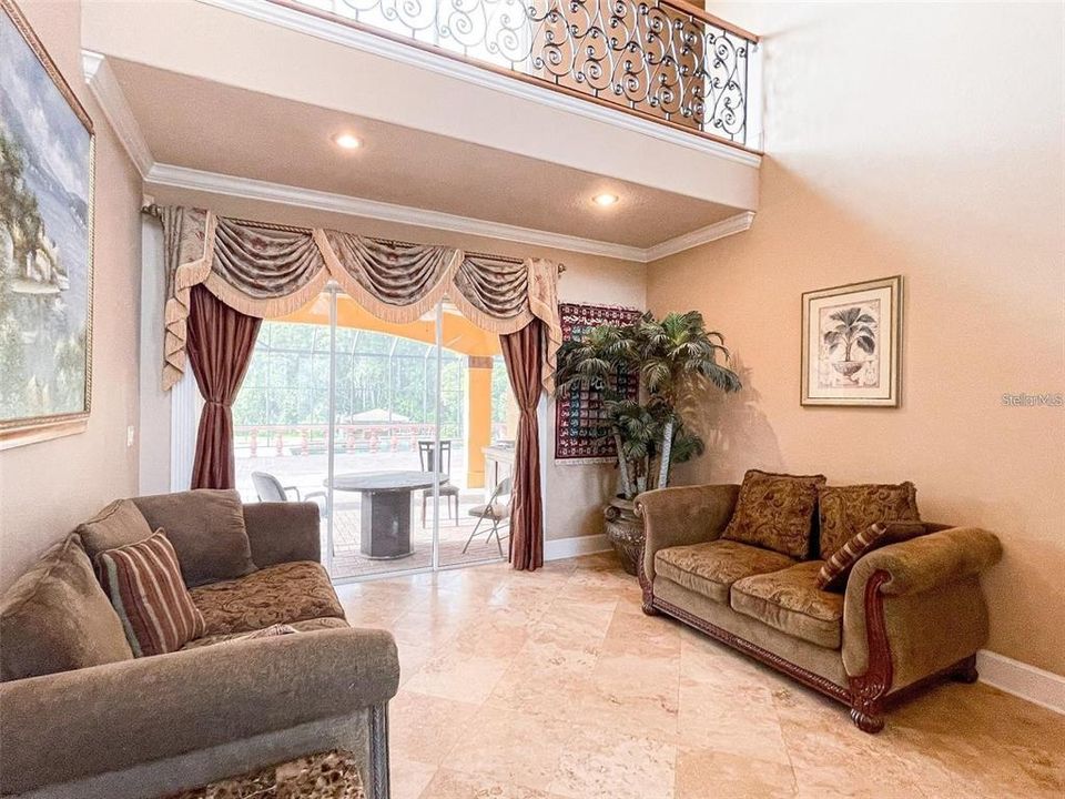 For Sale: $3,200,000 (5 beds, 3 baths, 4500 Square Feet)