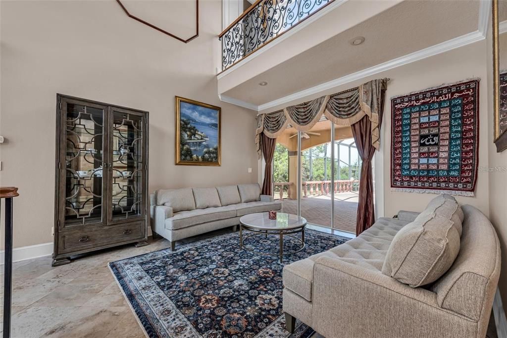 For Sale: $3,200,000 (5 beds, 3 baths, 4500 Square Feet)