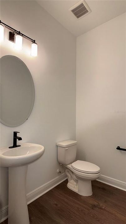 出租: $4,500 (6 贝兹, 3 浴室, 3764 平方英尺)