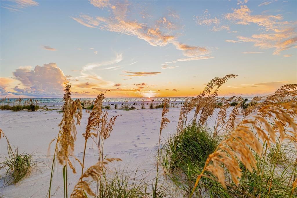 En Venta: $6,400,000 (3 camas, 3 baños, 2548 Pies cuadrados)