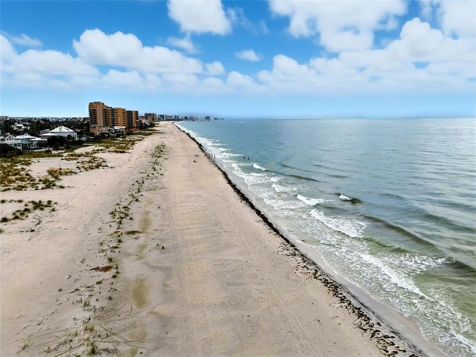 En Venta: $6,400,000 (3 camas, 3 baños, 2548 Pies cuadrados)