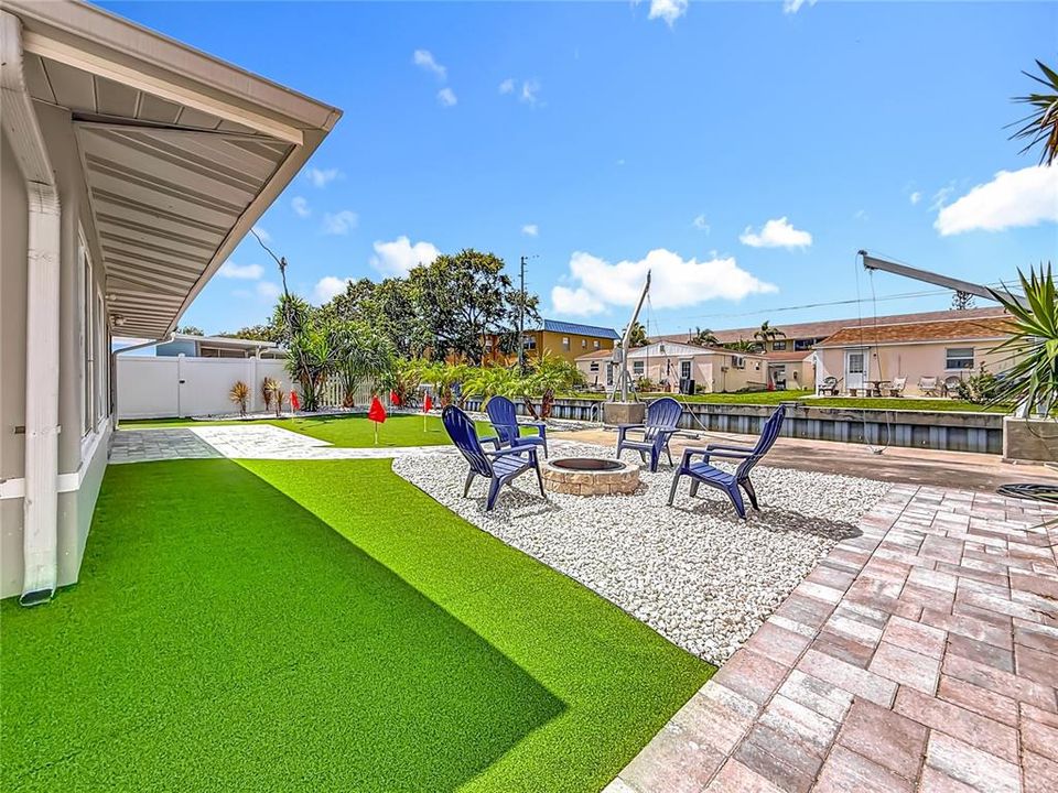 出租: $3,800 (3 贝兹, 2 浴室, 1141 平方英尺)