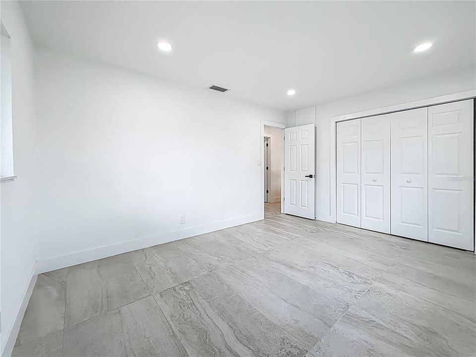 出租: $3,800 (3 贝兹, 2 浴室, 1141 平方英尺)