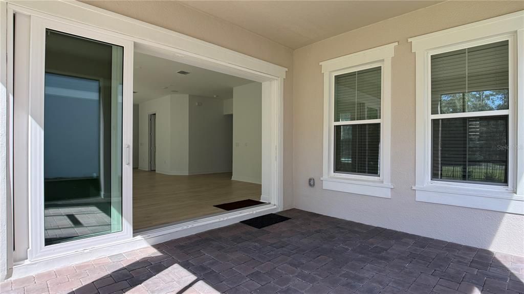 For Rent: $4,500 (6 beds, 3 baths, 3764 Square Feet)