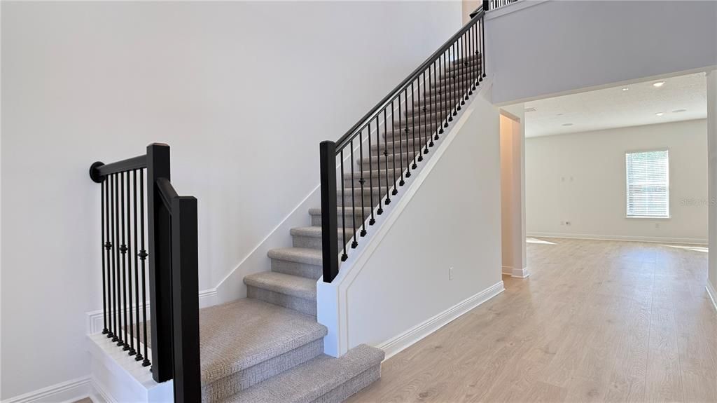 For Rent: $4,500 (6 beds, 3 baths, 3764 Square Feet)