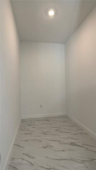 For Rent: $4,500 (6 beds, 3 baths, 3764 Square Feet)