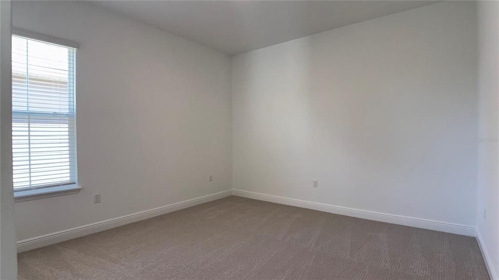 For Rent: $4,500 (6 beds, 3 baths, 3764 Square Feet)