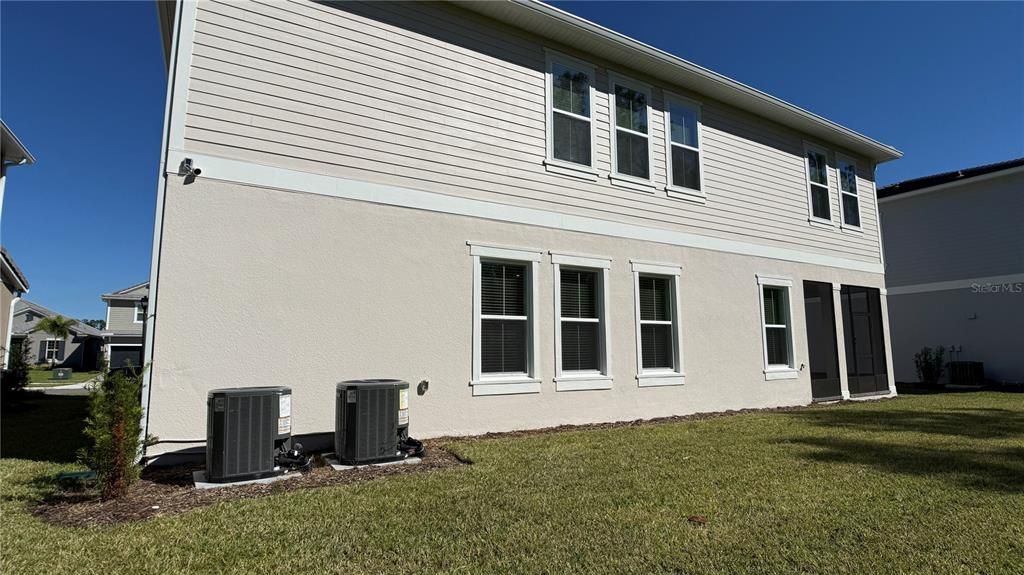 For Rent: $4,500 (6 beds, 3 baths, 3764 Square Feet)