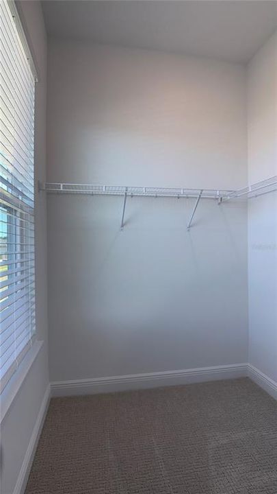 For Rent: $4,500 (6 beds, 3 baths, 3764 Square Feet)