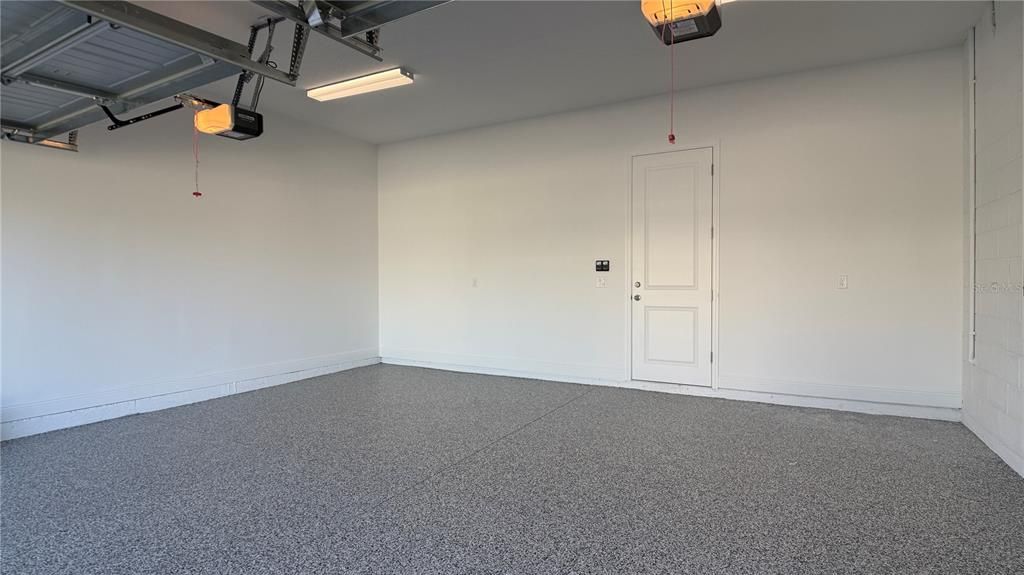 For Rent: $4,500 (6 beds, 3 baths, 3764 Square Feet)