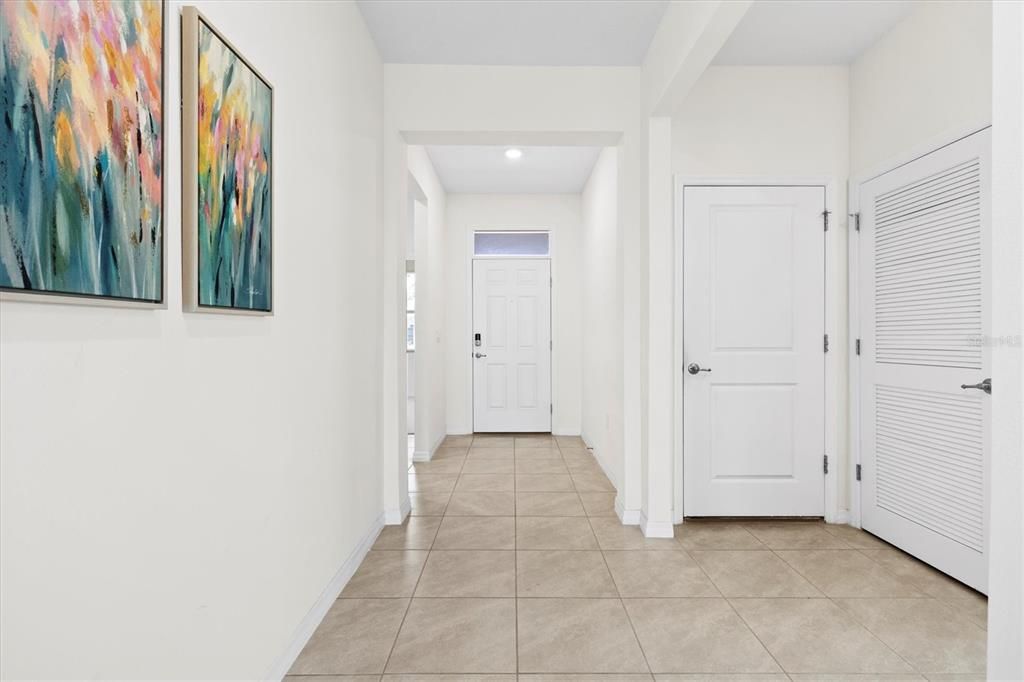 En Renta: $2,500 (4 camas, 2 baños, 2034 Pies cuadrados)