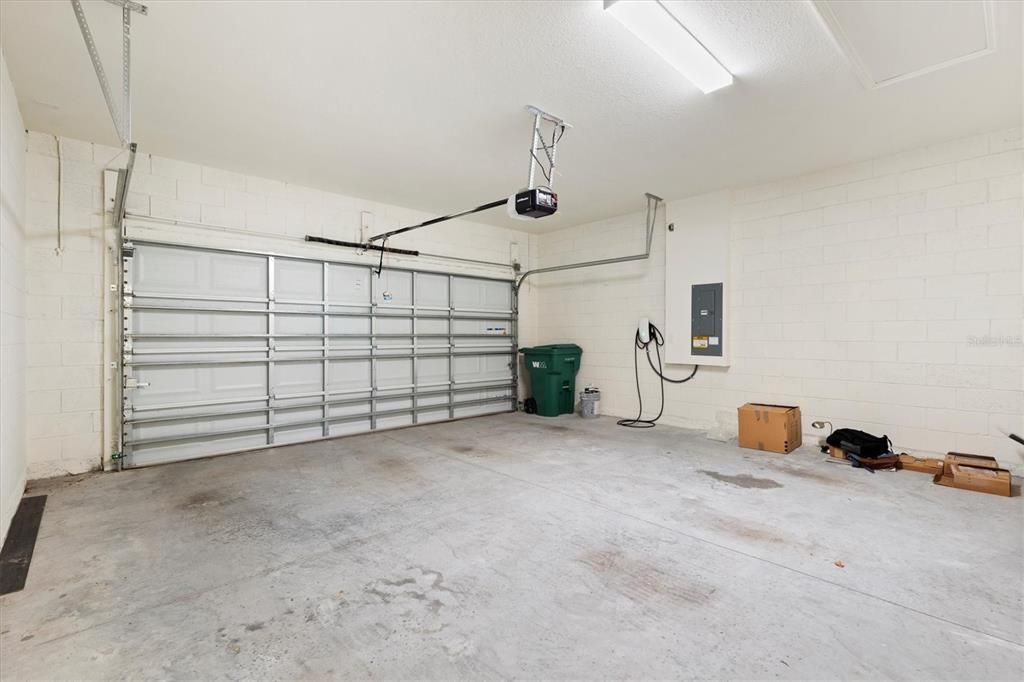 En Renta: $2,500 (4 camas, 2 baños, 2034 Pies cuadrados)