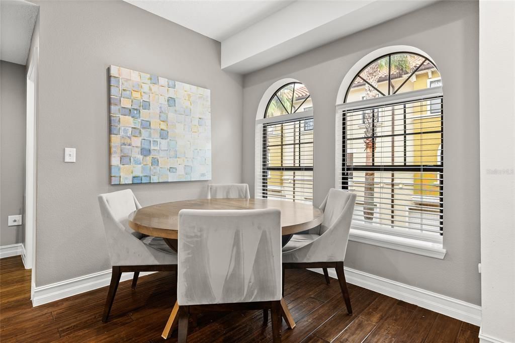 待售: $416,900 (4 贝兹, 3 浴室, 2132 平方英尺)