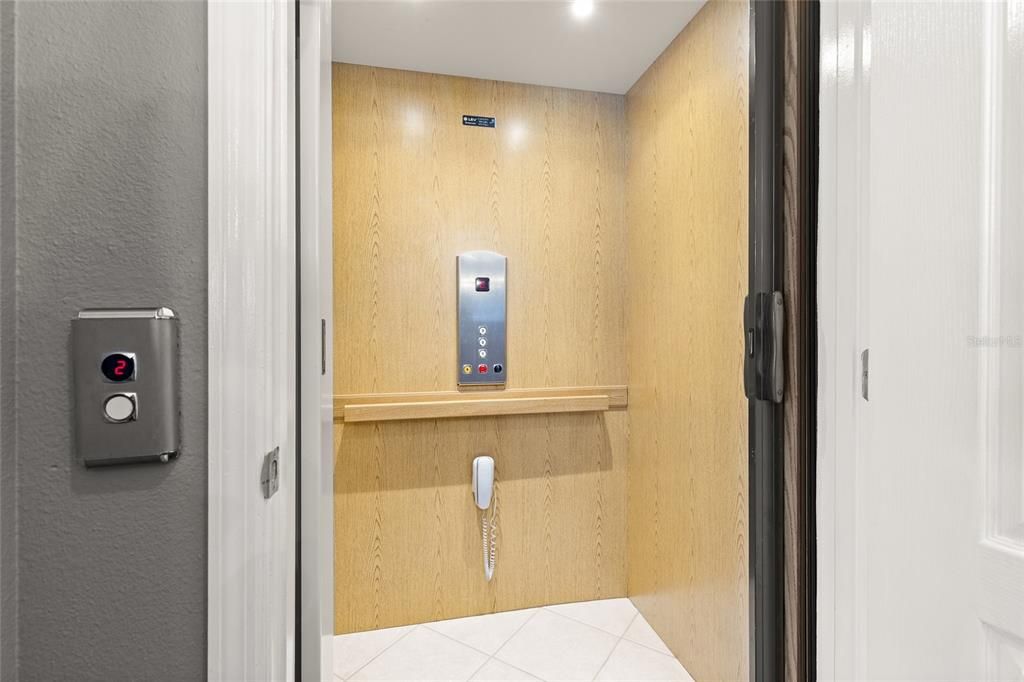 待售: $416,900 (4 贝兹, 3 浴室, 2132 平方英尺)