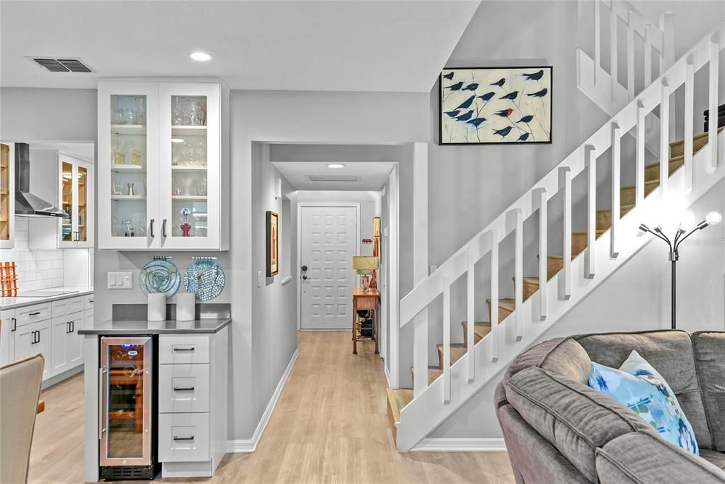 For Sale: $595,000 (3 beds, 2 baths, 1734 Square Feet)